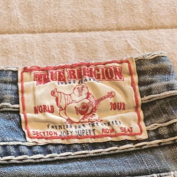 Blue Jeans - Picture 4 of 4